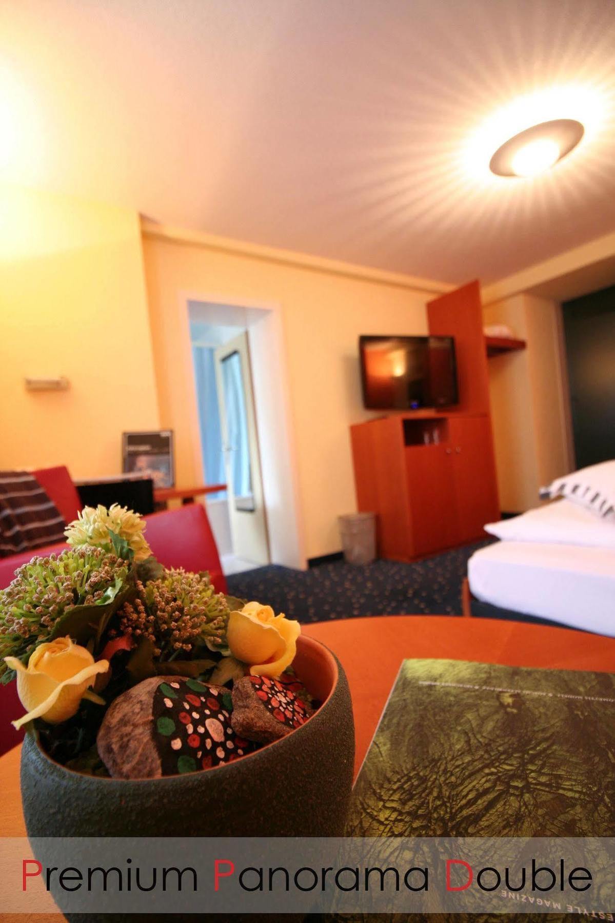 Hotel Metropol Саас-Фее Екстериор снимка